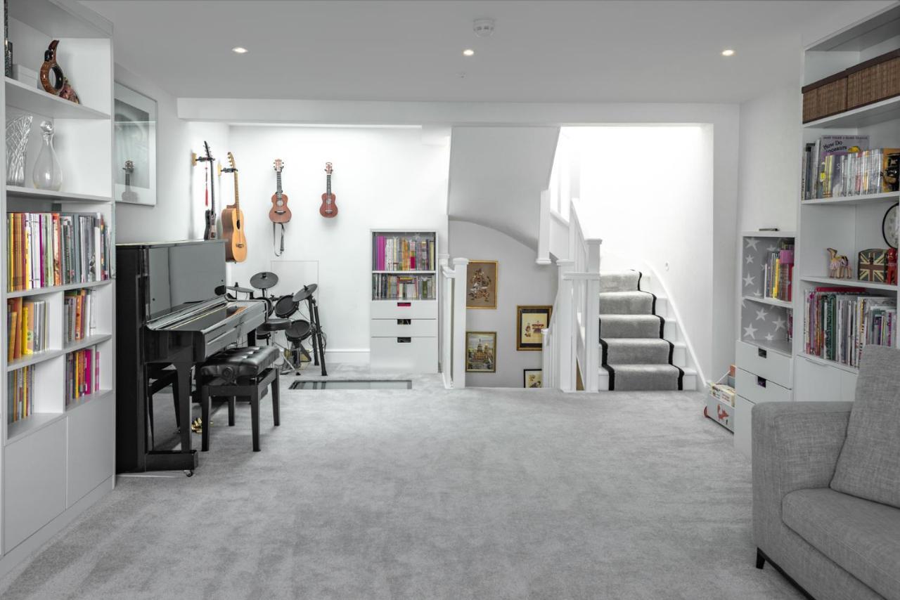 4 Bed Modern House Next To Hyde Park Casa vacanze *