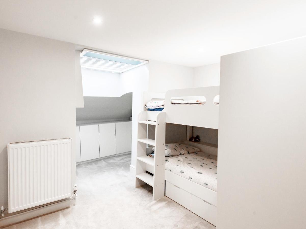 Casa vacanze 4 Bed Modern House Next To Hyde Park Londra