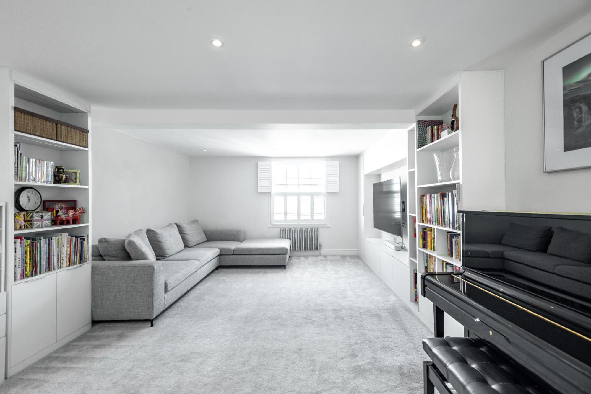 4 Bed Modern House Next To Hyde Park Londra